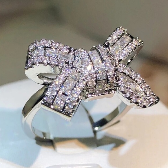 NEW Sterling Silver Bow Ring - Picture 3 of 4